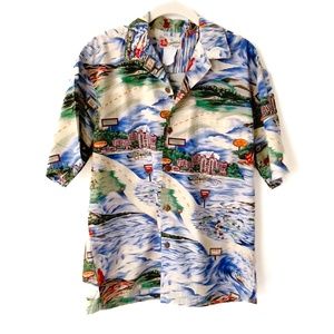 Vintage HILO HATTIE "The Hawaiian Original" Short Sleeve Lightweight Shirt Small